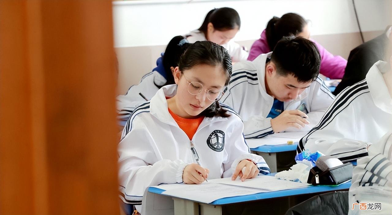 需要满足哪些条件 大专可以直接考研究生么