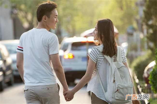 生肖狗女和什么生肖配最好 属相狗女和什么属相相合