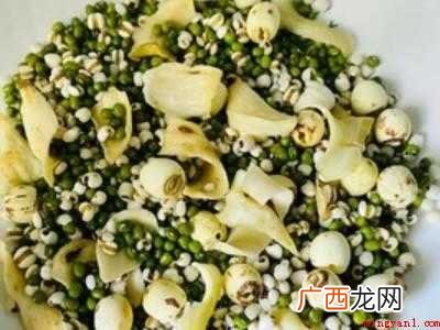 莲子可做清心莲子百合绿豆汤 莲子做成的食物