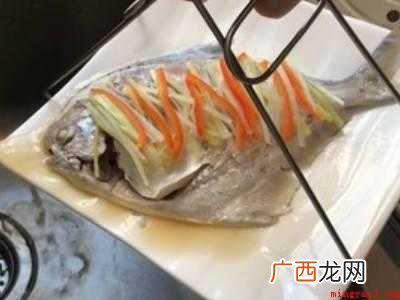 银鲳鱼怎么做好吃的具体操作步骤 银鲳鱼怎么做好吃