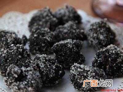 晒杨梅干的简单做法的具体操作步骤 晒杨梅干的简单做法