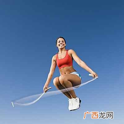 高抬腿跳的难度是比较大的 怎样跳绳瘦腿,怎么跳绳瘦腿,如何跳绳瘦腿