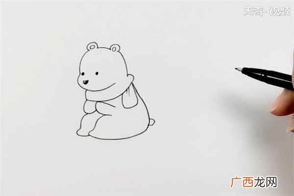 先画北极熊的脑袋和耳朵 北极熊简笔画