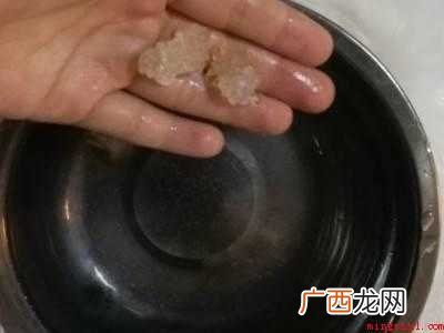 雪燕怎么吃怎么做的具体操作步骤 雪燕怎么吃怎么做