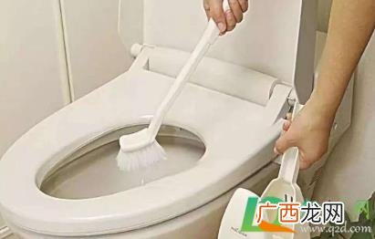 马桶很黄很脏洗不掉怎么办 马桶很脏洗不掉怎么办