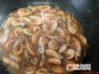冻的甜虾怎么吃的具体操作步骤 冻的甜虾怎么吃