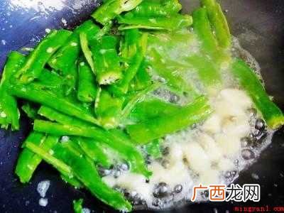 辣椒炒蛋怎么炒好吃的具体操作步骤 辣椒炒蛋怎么炒好吃