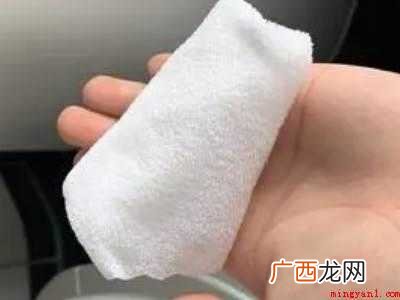 冰块怎么取出来的具体操作步骤 冰块怎么取出来