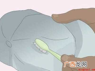 帽子上有一圈汗渍如何处理