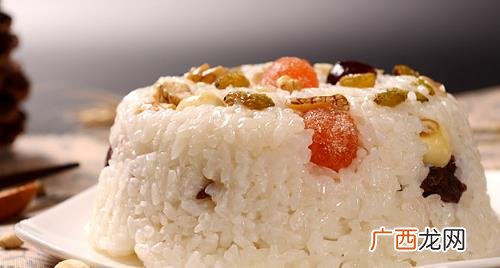 八宝饭微波炉加热多久 八宝饭微波炉加热要去除塑料盒吗