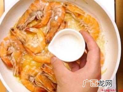 虾的家常做法共有5步,可做醉虾、烤大虾、红焖大虾 虾的几种家常做法