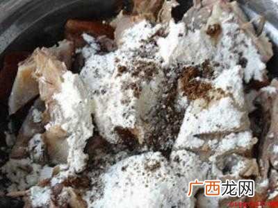 烤鸭架子怎么做好吃法的具体操作步骤 烤鸭架子怎么做好吃法
