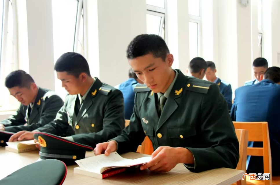 满足这2个条件才可以 报考定向士官有什么条件要求