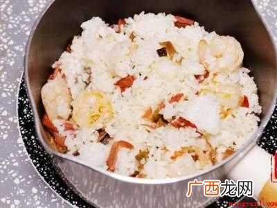 奶锅怎么用共有4步,奶锅可以做鲜虾咸粥、寿喜锅、红糖鸡蛋
