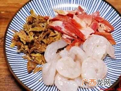 奶锅怎么用共有4步,奶锅可以做鲜虾咸粥、寿喜锅、红糖鸡蛋