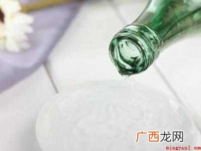 暖水瓶里水垢的水锈怎么去除