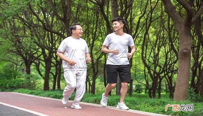 梦见死去的爸爸和我说话
