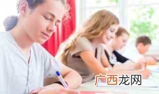 红粉、粉笔、粉红、脂粉 分加偏旁组词