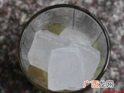 气泡水怎么勾兑好喝的具体操作步骤 气泡水怎么勾兑好喝
