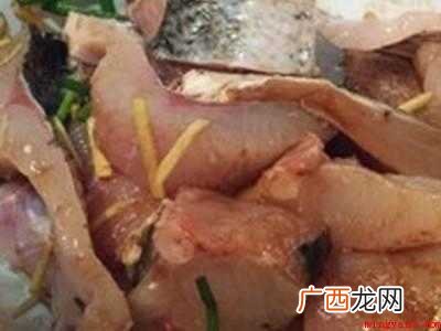 做鱼前怎么腌鱼入味的具体操作步骤 做鱼前怎么腌鱼入味