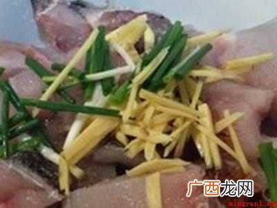做鱼前怎么腌鱼入味的具体操作步骤 做鱼前怎么腌鱼入味