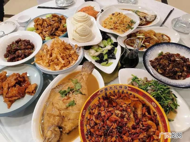 影响酒量的原因有哪些 半斤白酒什么水平