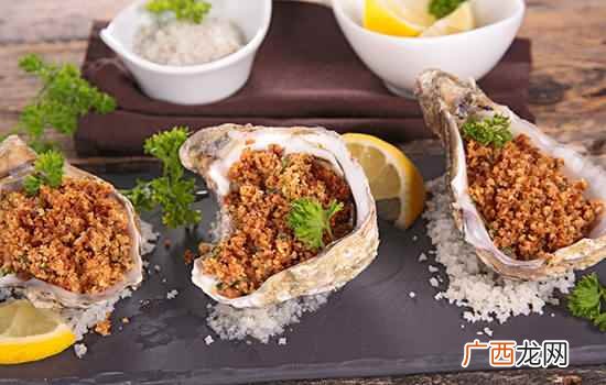 潮汕的特色小吃有潮州春饼、汕头蚝烙、揭阳乒乓粿、绿豆糕、草粿 潮汕有哪些特色小吃
