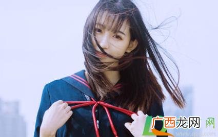 小胸无肩带女胸罩 无肩带聚拢文胸小胸