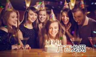 大自然的美术师在这一天为你涂上重重的色彩 女朋友生日祝福