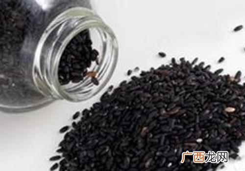 黑芝麻饼可以天天吃吗 黑芝麻可以天天吃吗