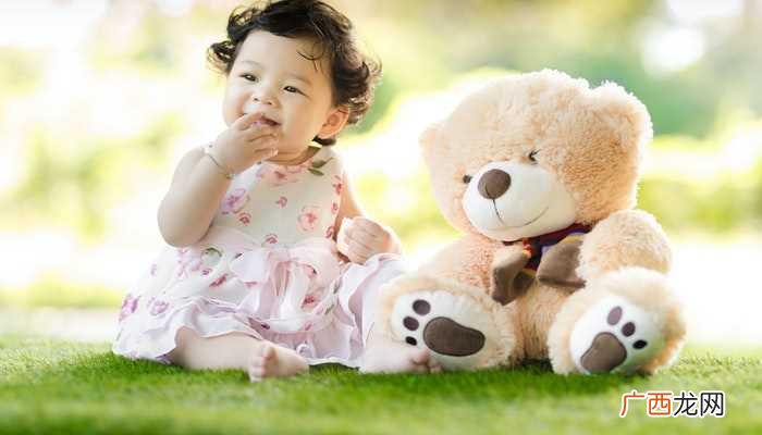 怀有身孕的人梦见自己生了一个女孩 梦见生了个女孩是什么意思