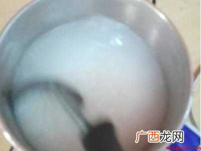 宿舍锅怎么煮米饭的具体操作步骤 宿舍锅怎么煮米饭