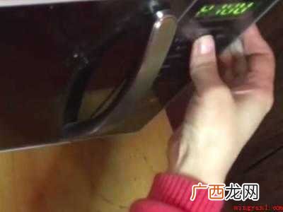 爆米花受潮怎么变脆 具体操作步骤 爆米花受潮怎么变脆