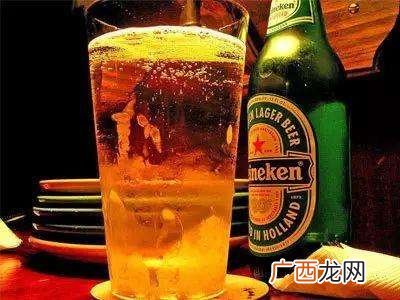 广氏菠萝啤果味型汽水含有酒精吗 一瓶菠萝啤多久能开车