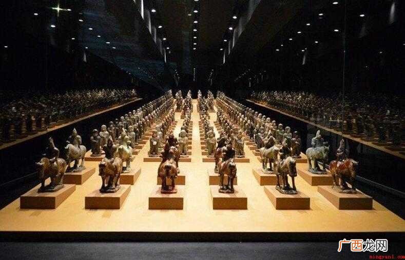声名鹊起和名声大噪的区别是什么