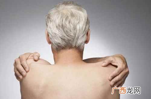 女性湿气重的表现症状 女性湿气重的表现