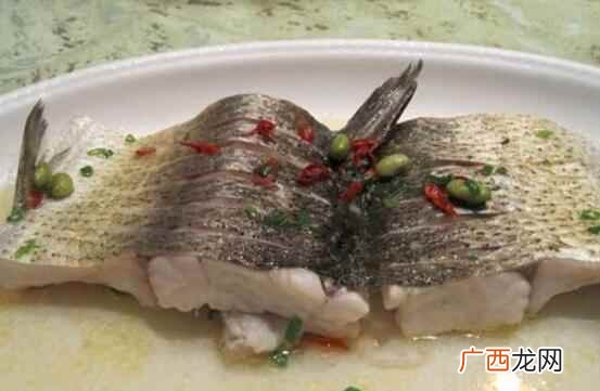 吃鲈鱼应该注意哪些事项 吃鲈鱼的注意事项
