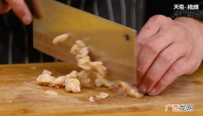 鸡肉切丁的做法步骤 咖喱鸡饭怎么做