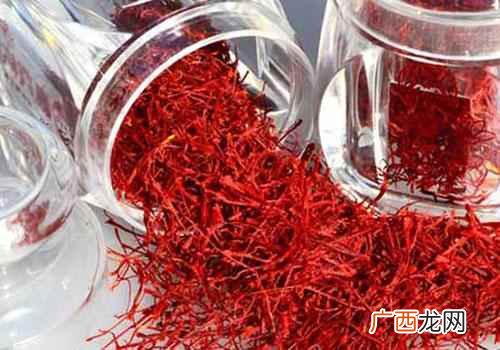 藏红花泡水喝有什么作用吗 藏红花泡水喝有什么作用