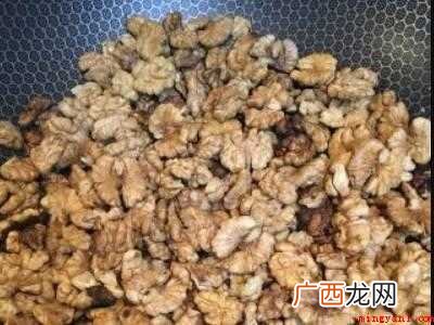 怎样炒核桃仁又酥又香窍门