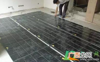碳晶盘和碳纤维电暖器哪个好 碳晶和碳纤维电暖器哪个好