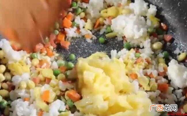 菠萝炒饭的流程是什么
