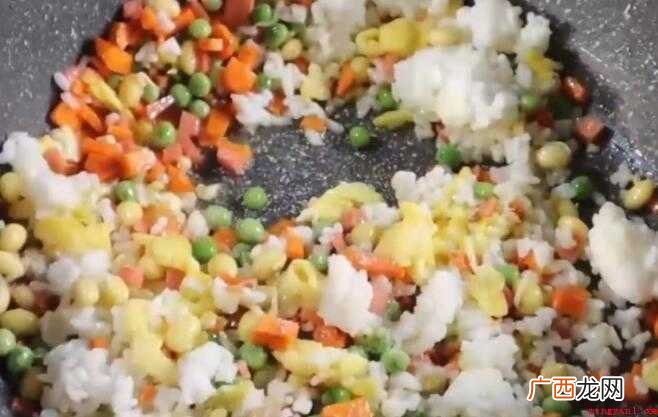 菠萝炒饭的流程是什么