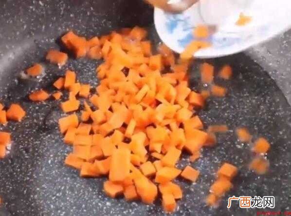菠萝炒饭的流程是什么