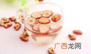 山楂和枸杞泡水喝能有什么作用 山楂干泡水的七大好处