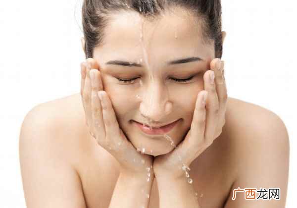 肌肤之钥隔离霜要卸妆吗 隔离霜要卸妆吗