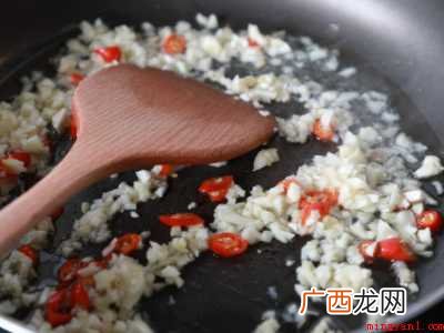 蒜香鲍鱼的制作方法