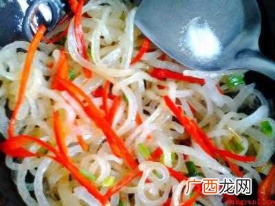 皮丝怎么炒才好吃的具体操作步骤 皮丝怎么做怎么炒才好吃