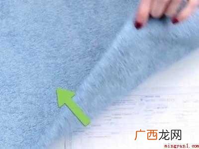 怎样快速消除纸张的褶皱