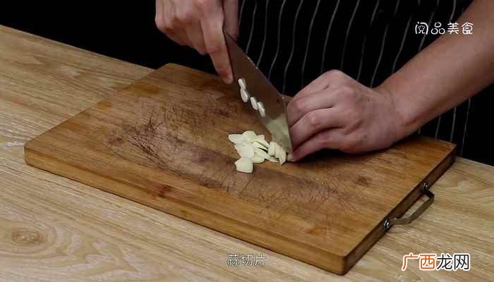 西红柿怎么做好吃又好吃 牛肉炖柿子的做法
